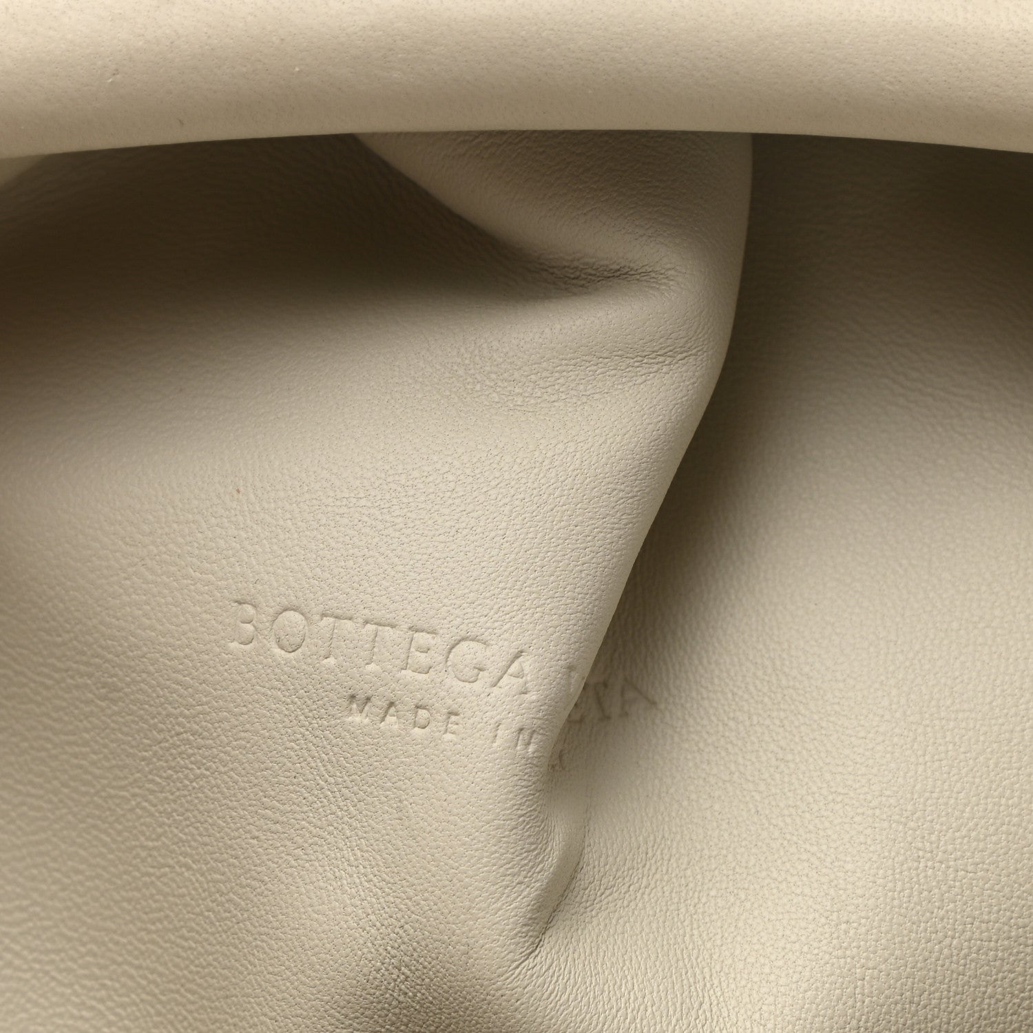 Bottega Veneta Nappa Maxi Intrecciato The Pouch Oversized Clutch Plaster 6 of 6
