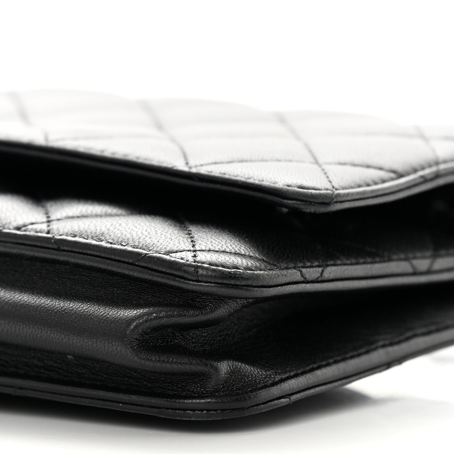 Lambskin Quilted Wallet On Chain WOC Black