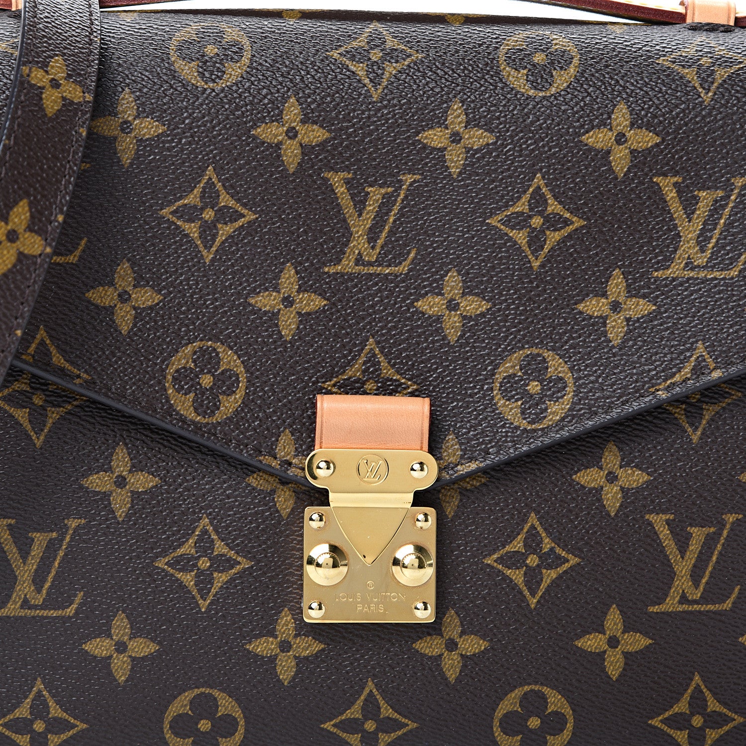 Louis Vuitton Monogram Pochette Metis 7 of 10