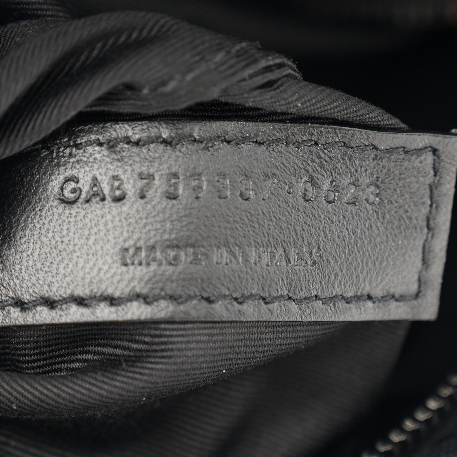 Saint Laurent Lambskin Quilted Toy Loulou Puffer Monogram Monochrome Chain Satchel Black 7 of 10