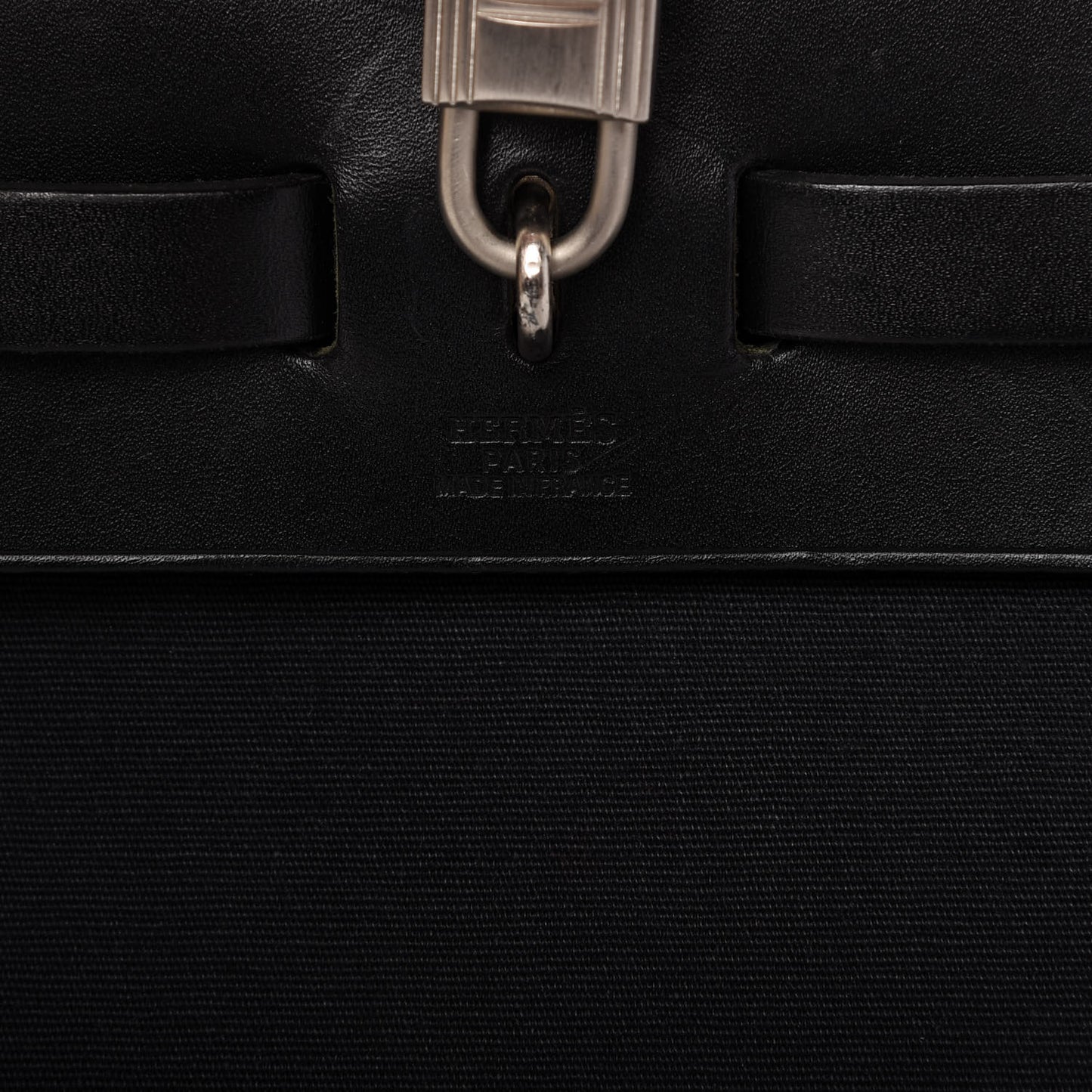Toile Vache Calfskin Herbag 30 PM Black