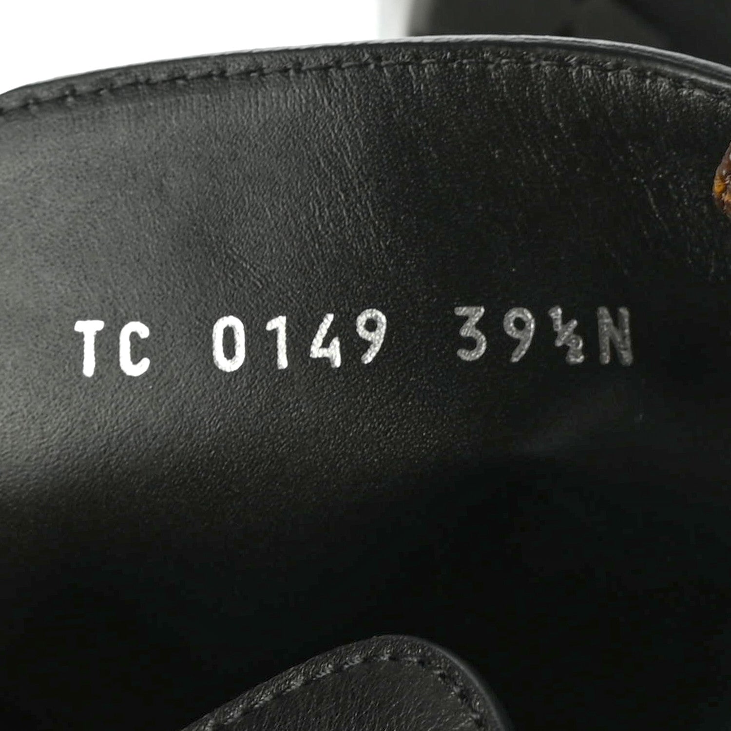 Louis Vuitton Calfskin Monogram Discovery Flat Ankle Boots 39.5 Black 7 of 7