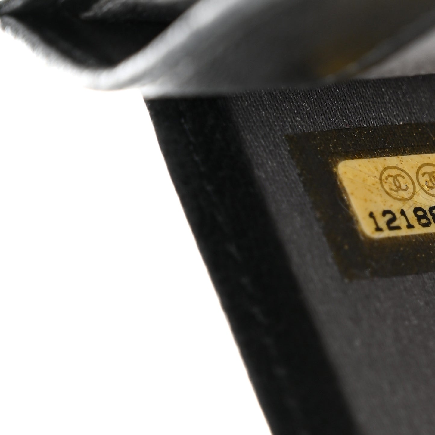 Lambskin Camellia Embossed Yen Wallet Black