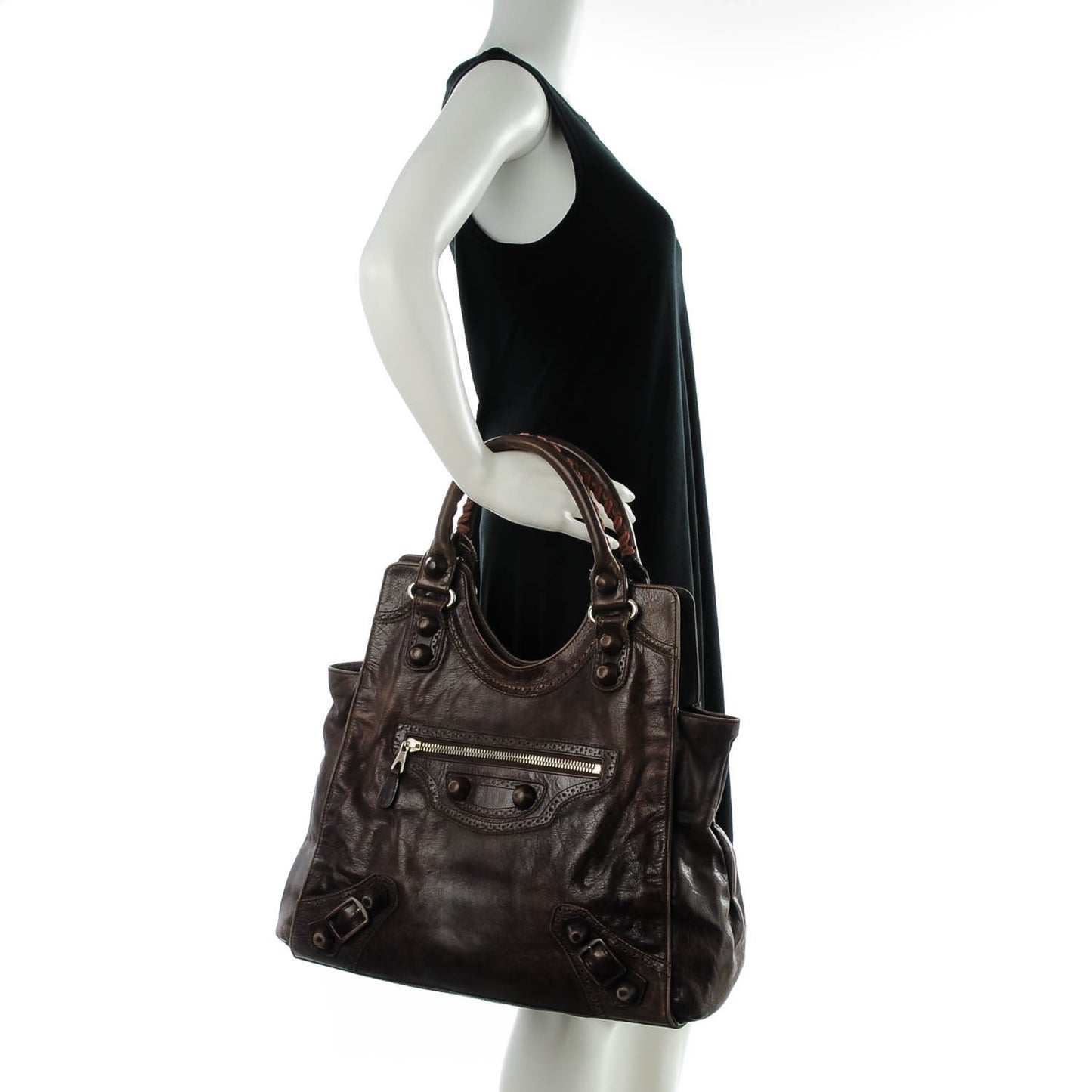 Agneau Giant Brogues Hardware Folder Charbon