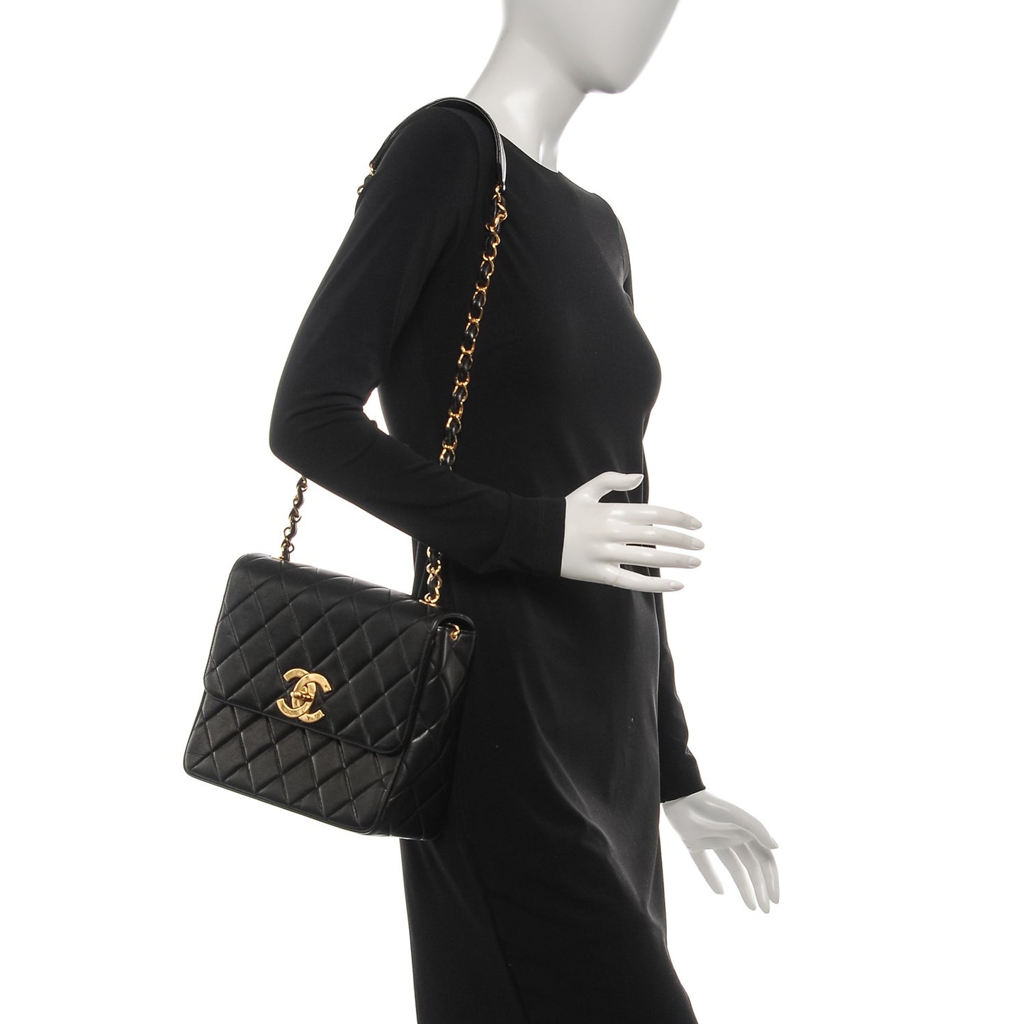 Lambskin Quilted Medium Single Flap Black