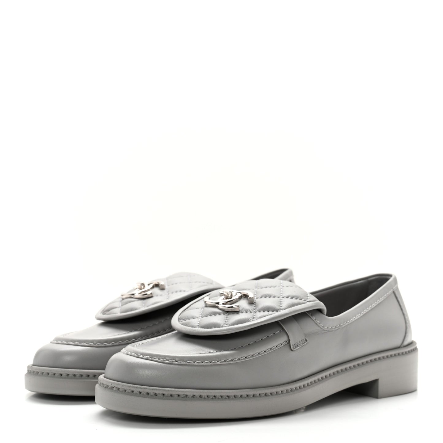 Lambskin Quilted CC Turnlock Moccasins 38.5 Grey