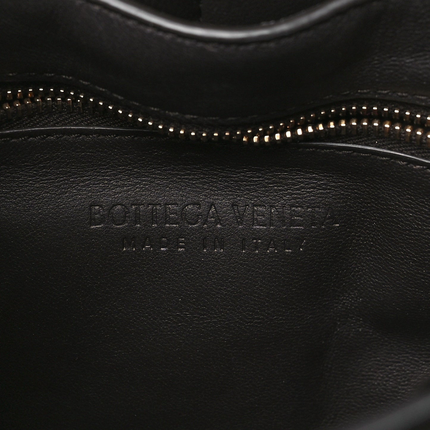 Lambskin Maxi Intreccio Padded Chain Cassette Crossbody Bag Fondant