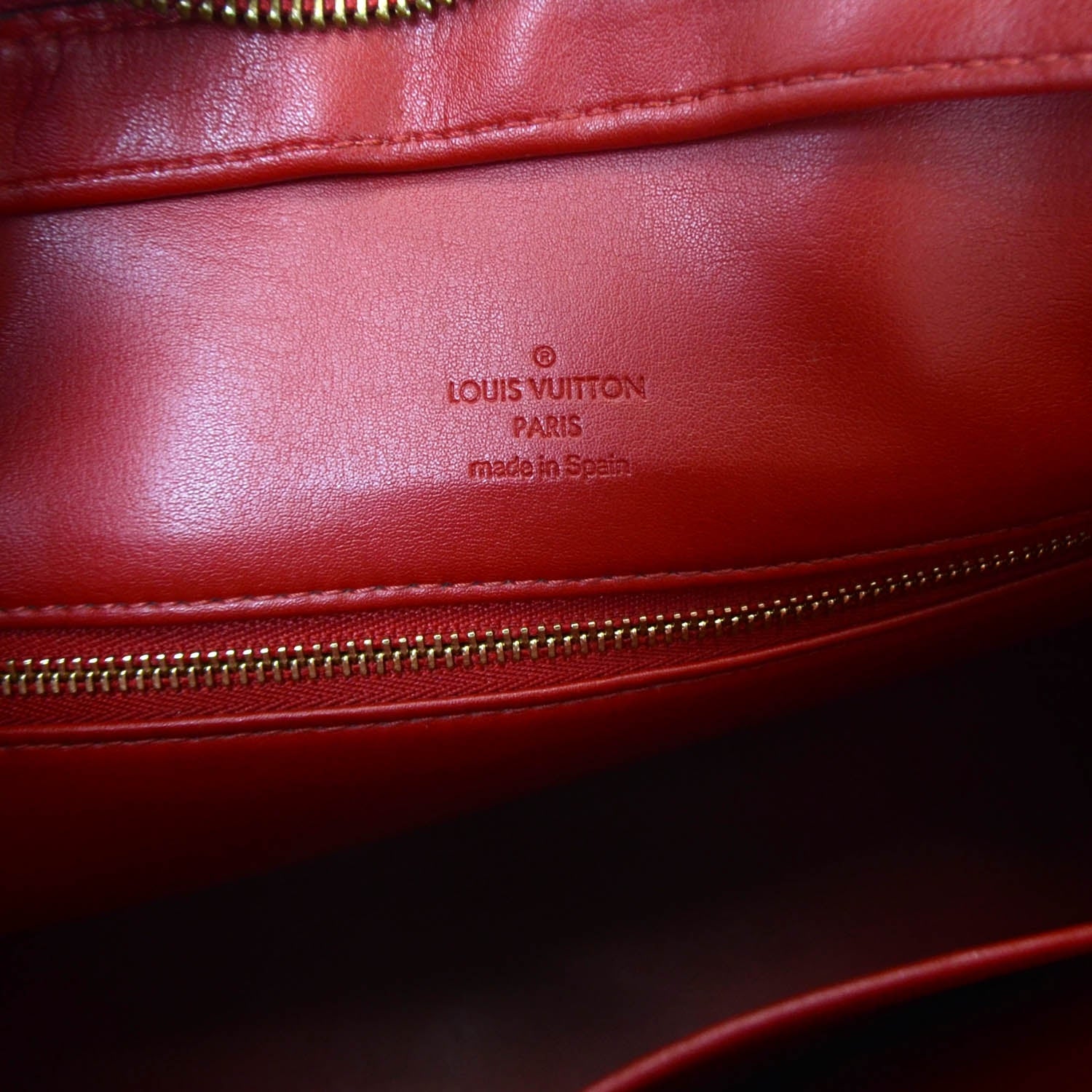 Louis Vuitton Vernis Houston Red 7 of 9