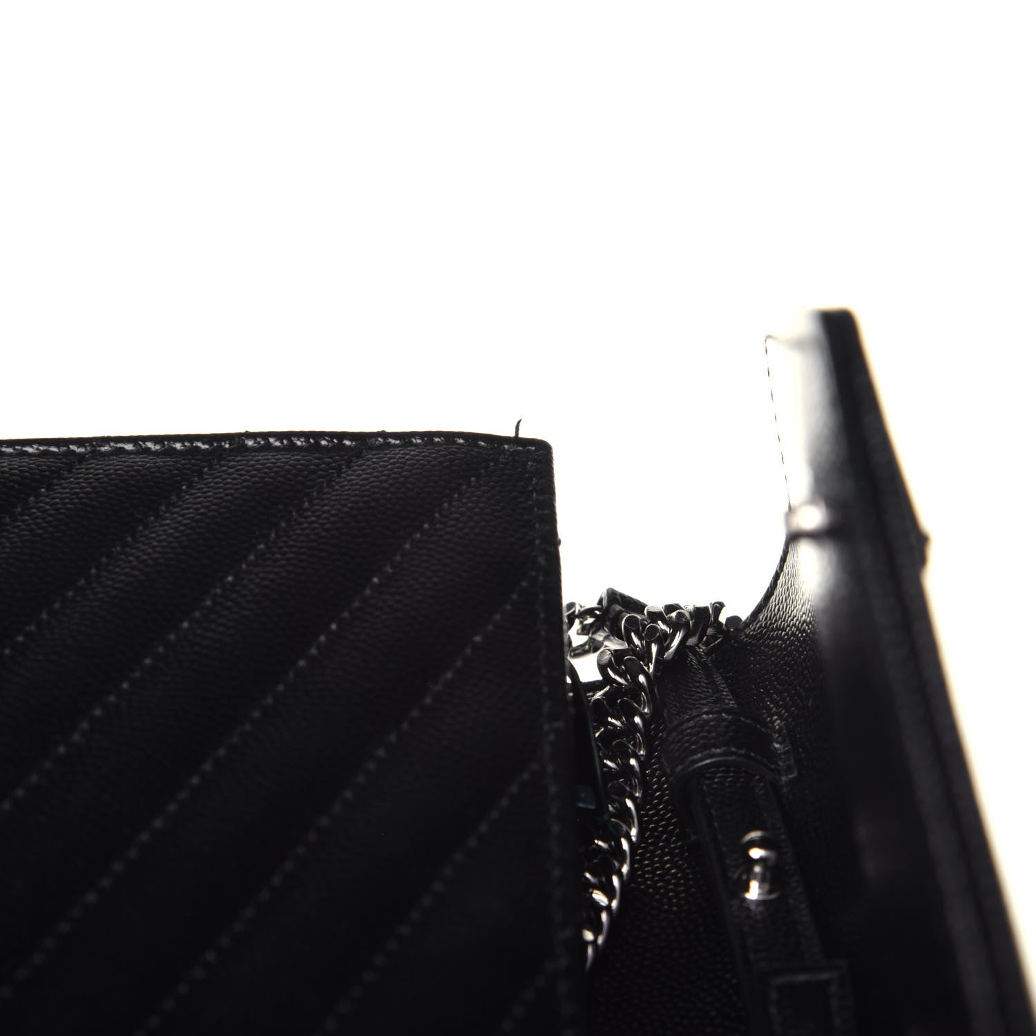 Saint Laurent Grain De Poudre Matelasse Chevron Monogram Chain Wallet Black 9 of 9