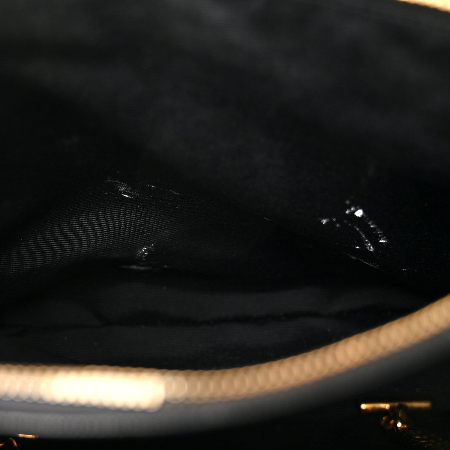 Saint Laurent Grain De Poudre Matelasse Chevron Monogram Shopping Bag Black 10 of 10