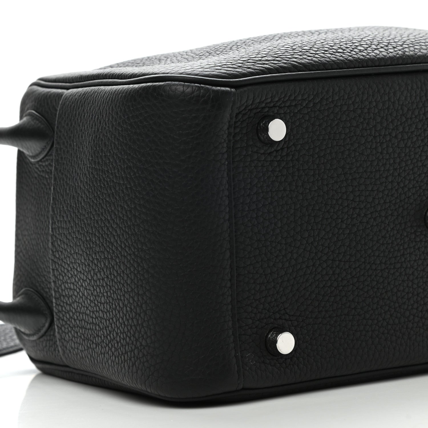 Hermes Taurillon Clemence Lindy 26 Black 9 of 11