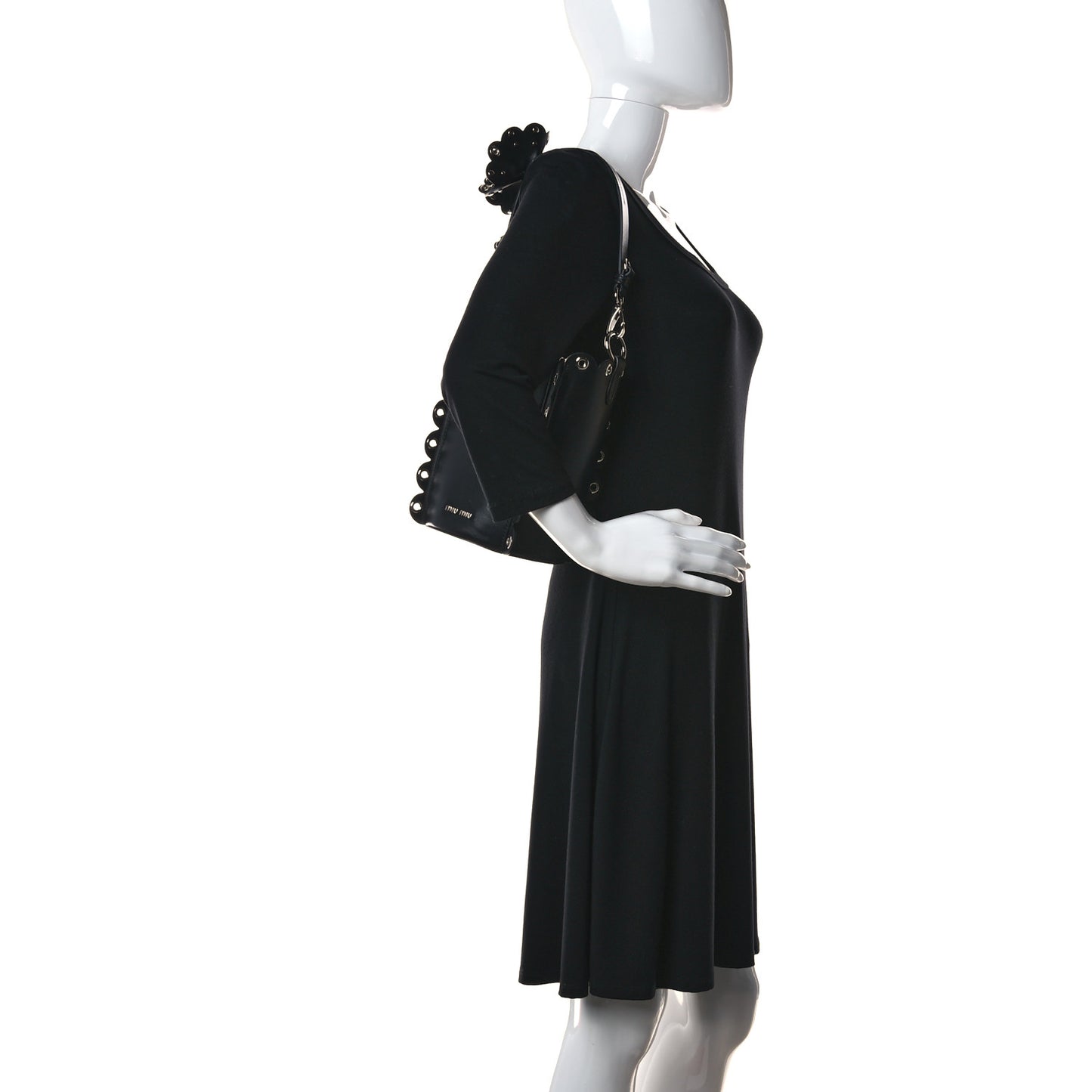 Calfskin Scalloped Grommet Bucket Bag Black
