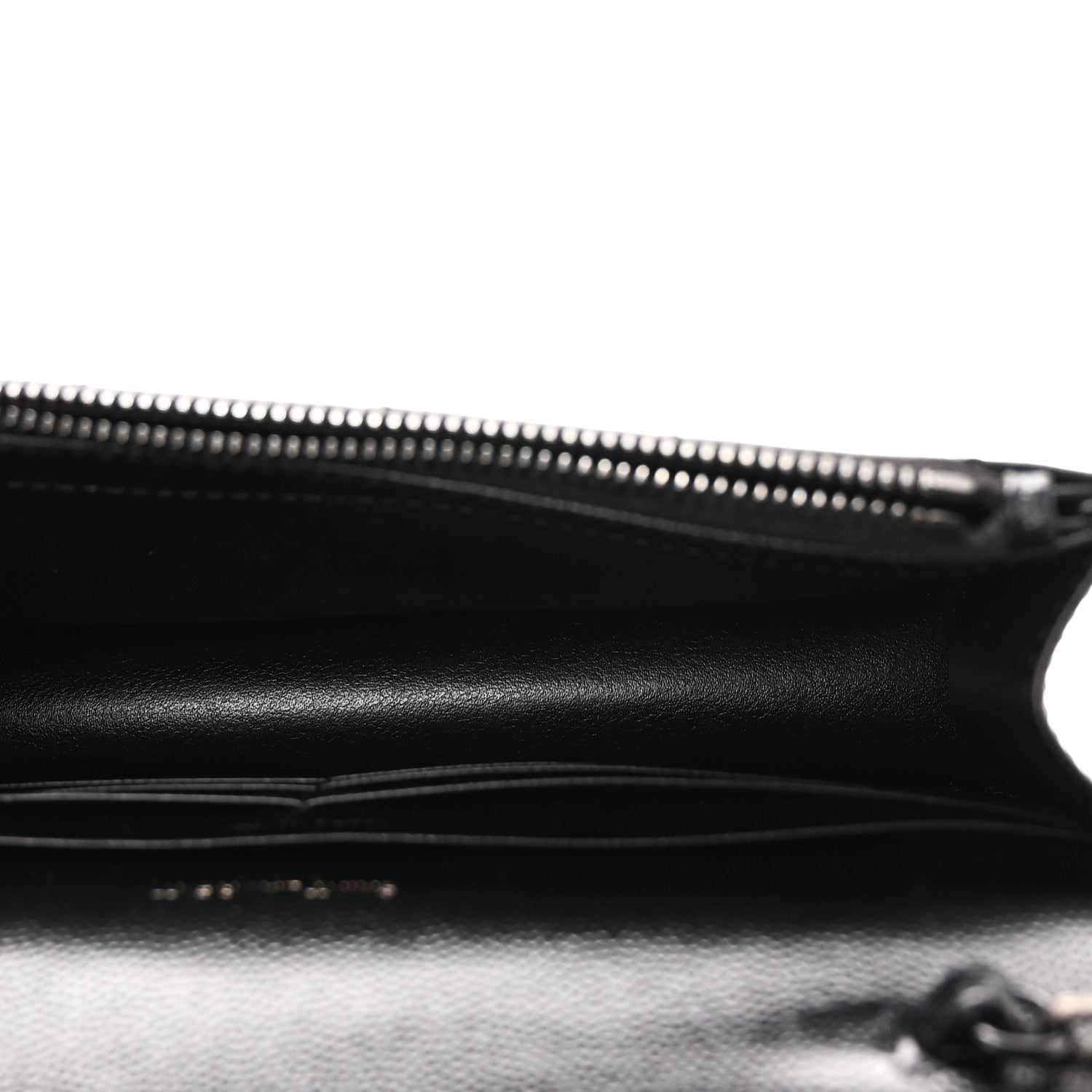 Saint Laurent Grain De Poudre Matelasse Chevron Monogram Monochrome Envelope Chain Wallet Black 5 of 11