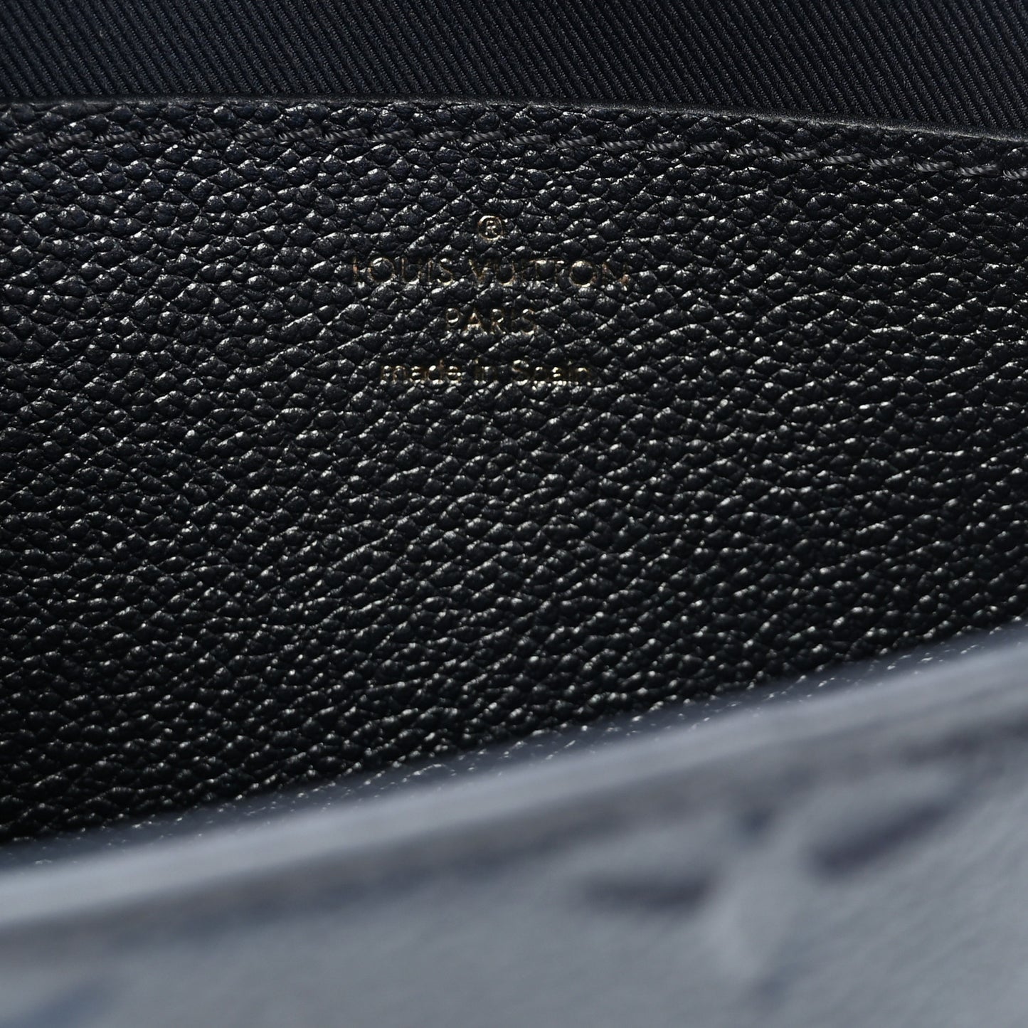 Metallic Empreinte Metis Wallet On Chain Navy Nacre