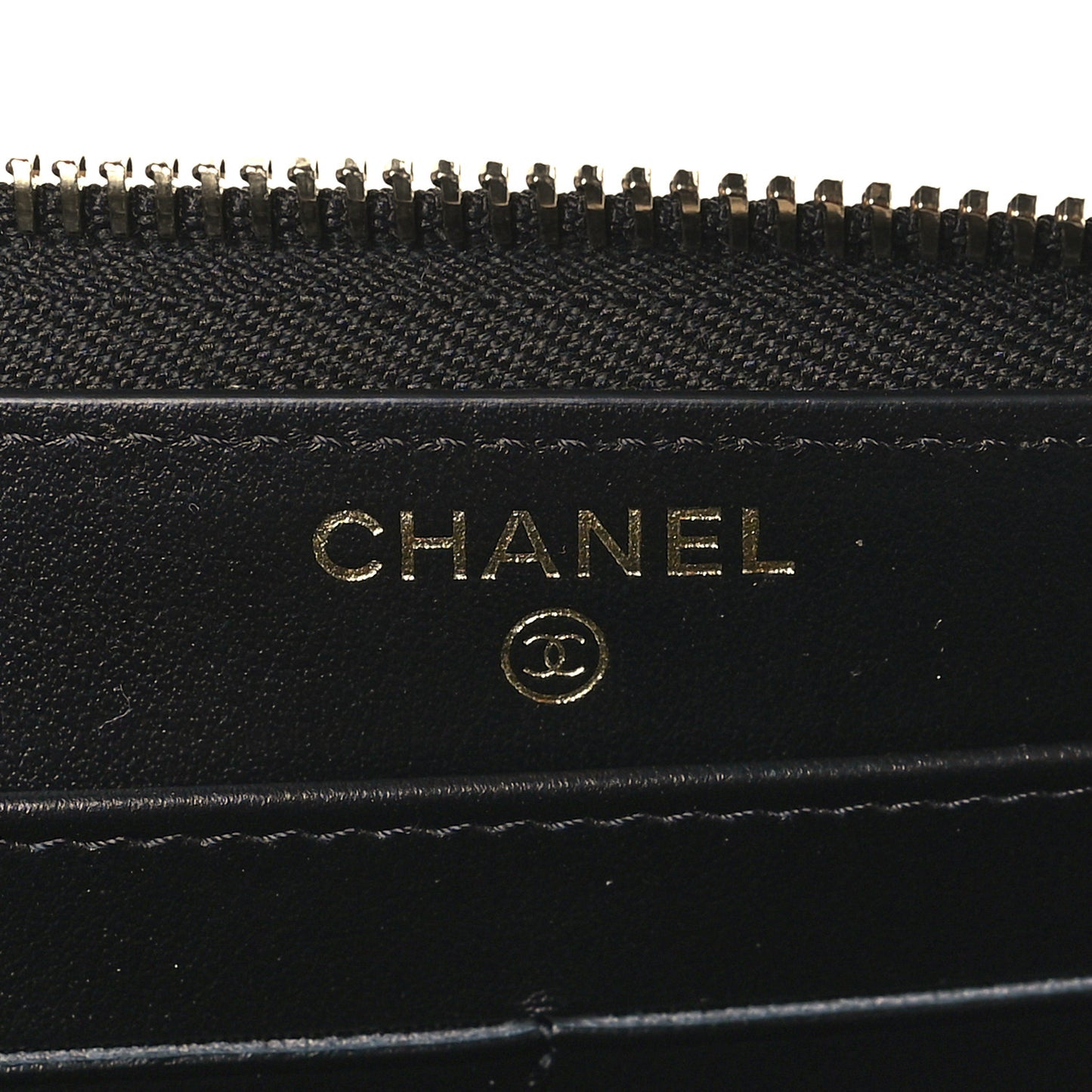 Caviar Quilted Filigree Zip Around Wallet Black