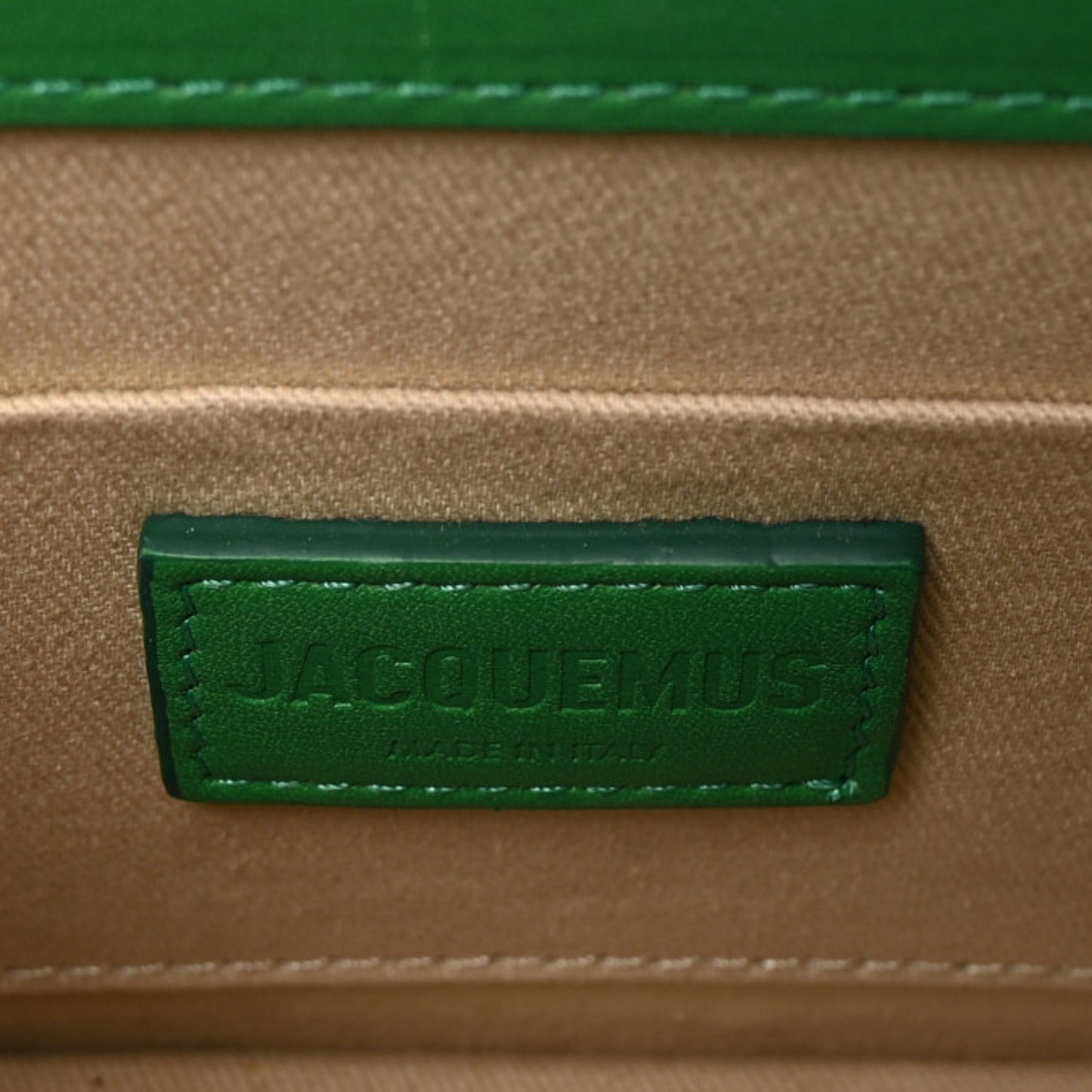 Smooth Calfskin Le Chiquito Moyen Green