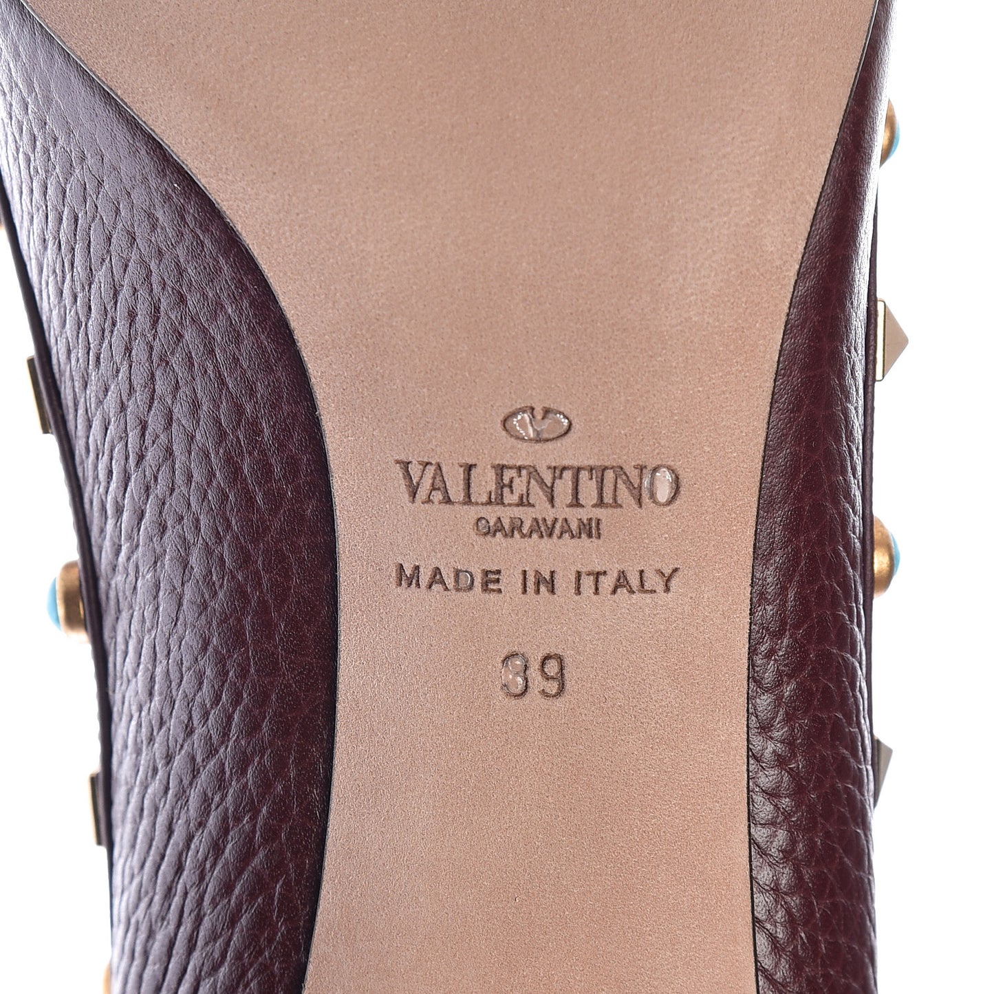 Pebbled Calfskin Rockstud Rolling 100mm Pumps 39 Rubin