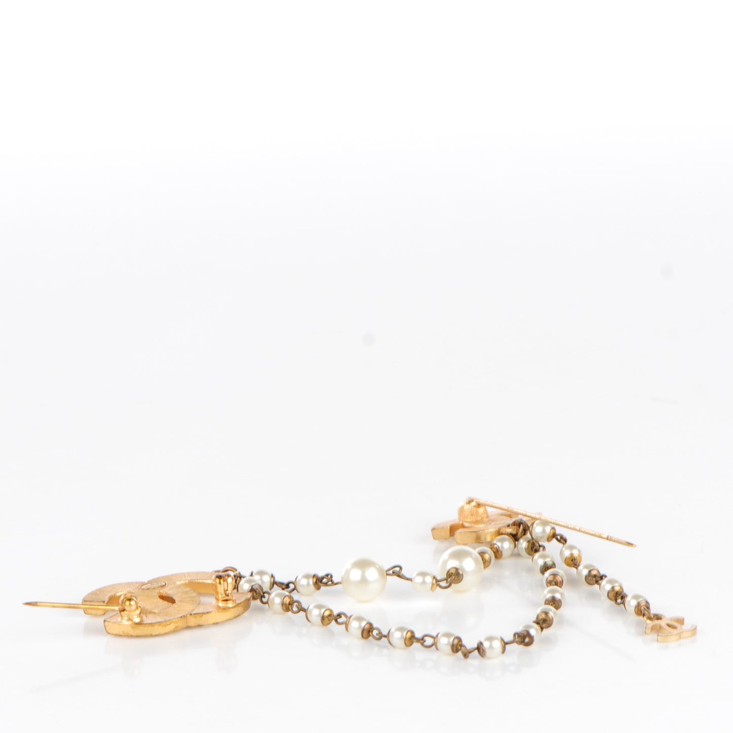 Pearl Crystal CC Brooch Gold