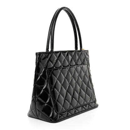 Chanel Patent Medallion Tote Black 3 of 15
