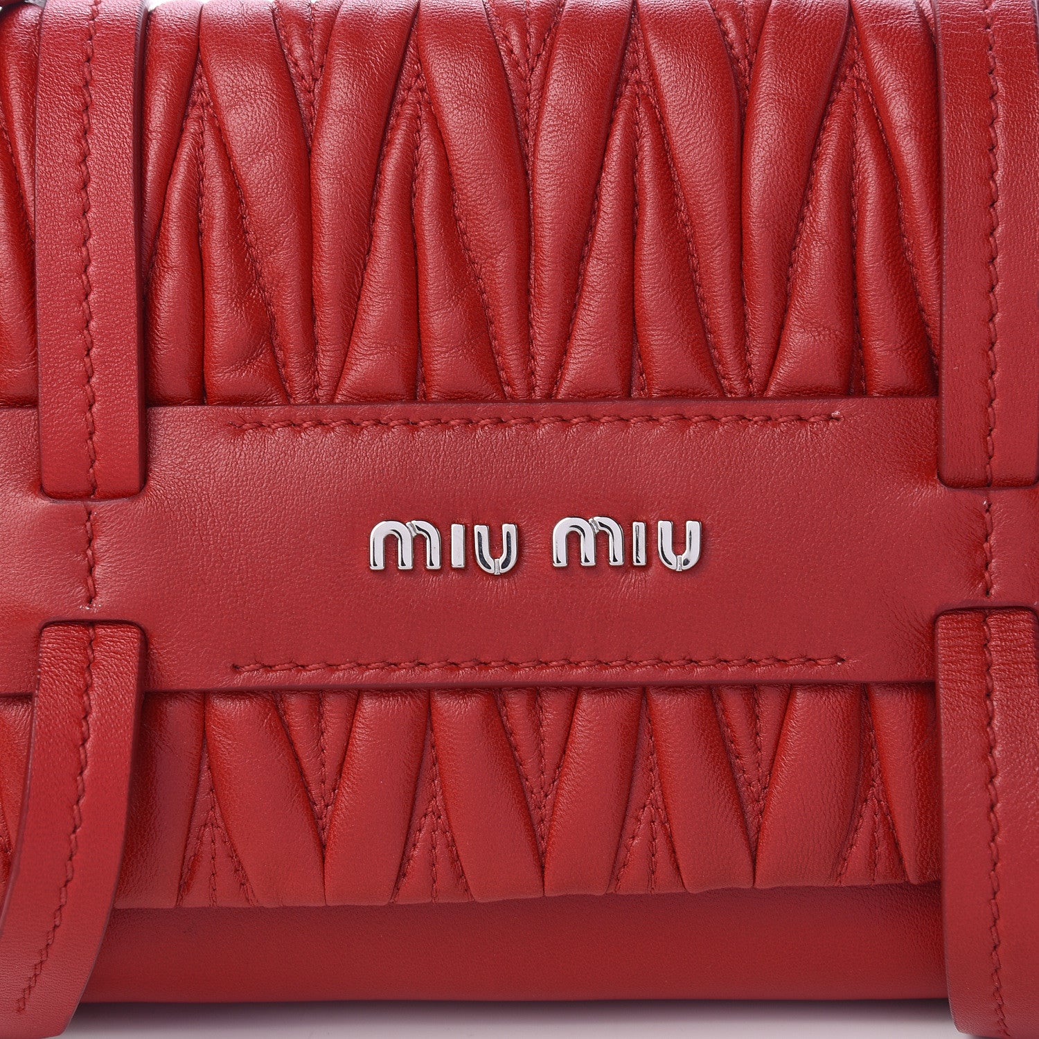 Miu Miu Nappa Matelasse Messenger Fuoco 8 of 11