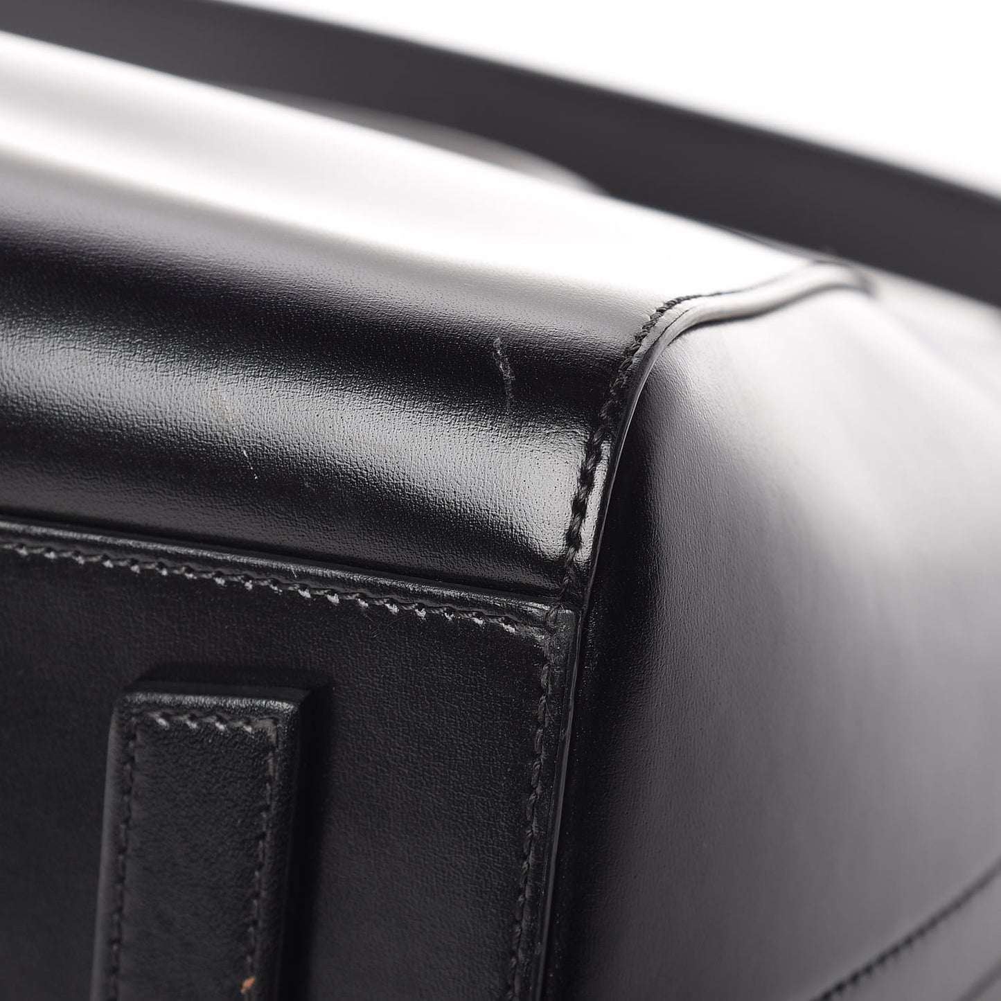 Shiny Lord Calfskin Medium Antigona Black
