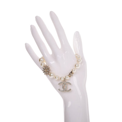 Chanel Crystal Pearl CC Star Bracelet Light Gold 2 of 8