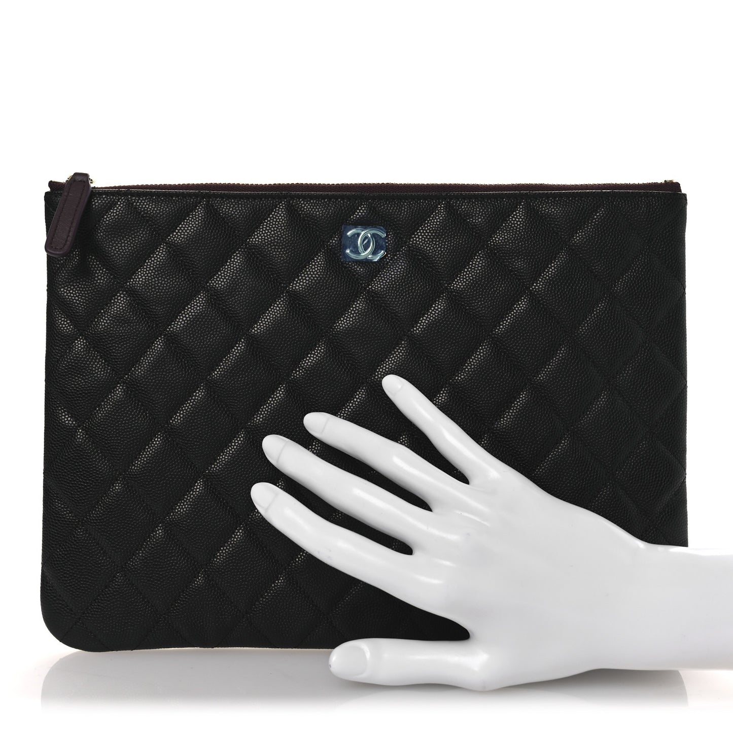 Caviar Quilted Medium Cosmetic Case Black