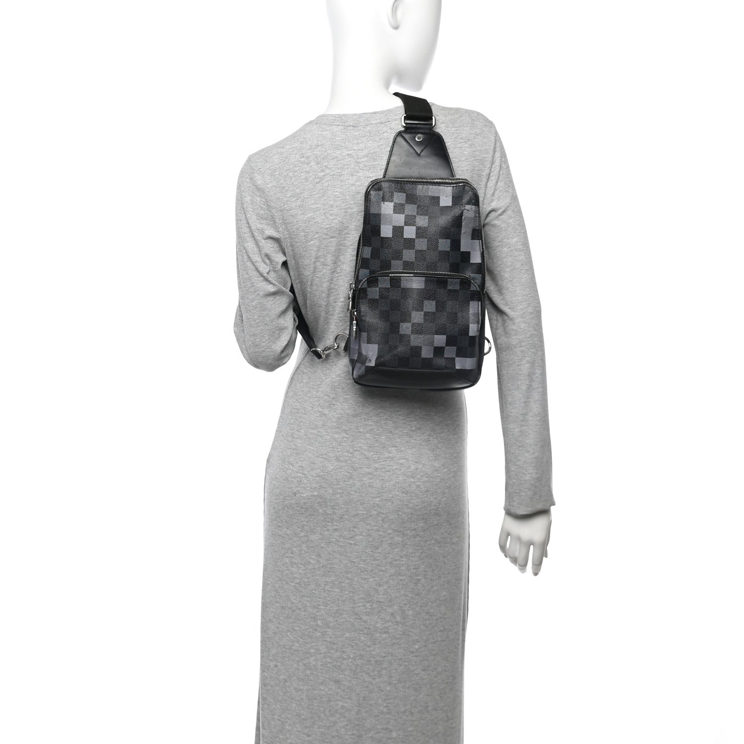 Louis Vuitton Damier Graphite Pixel Avenue Sling Backpack Gris 3 of 27