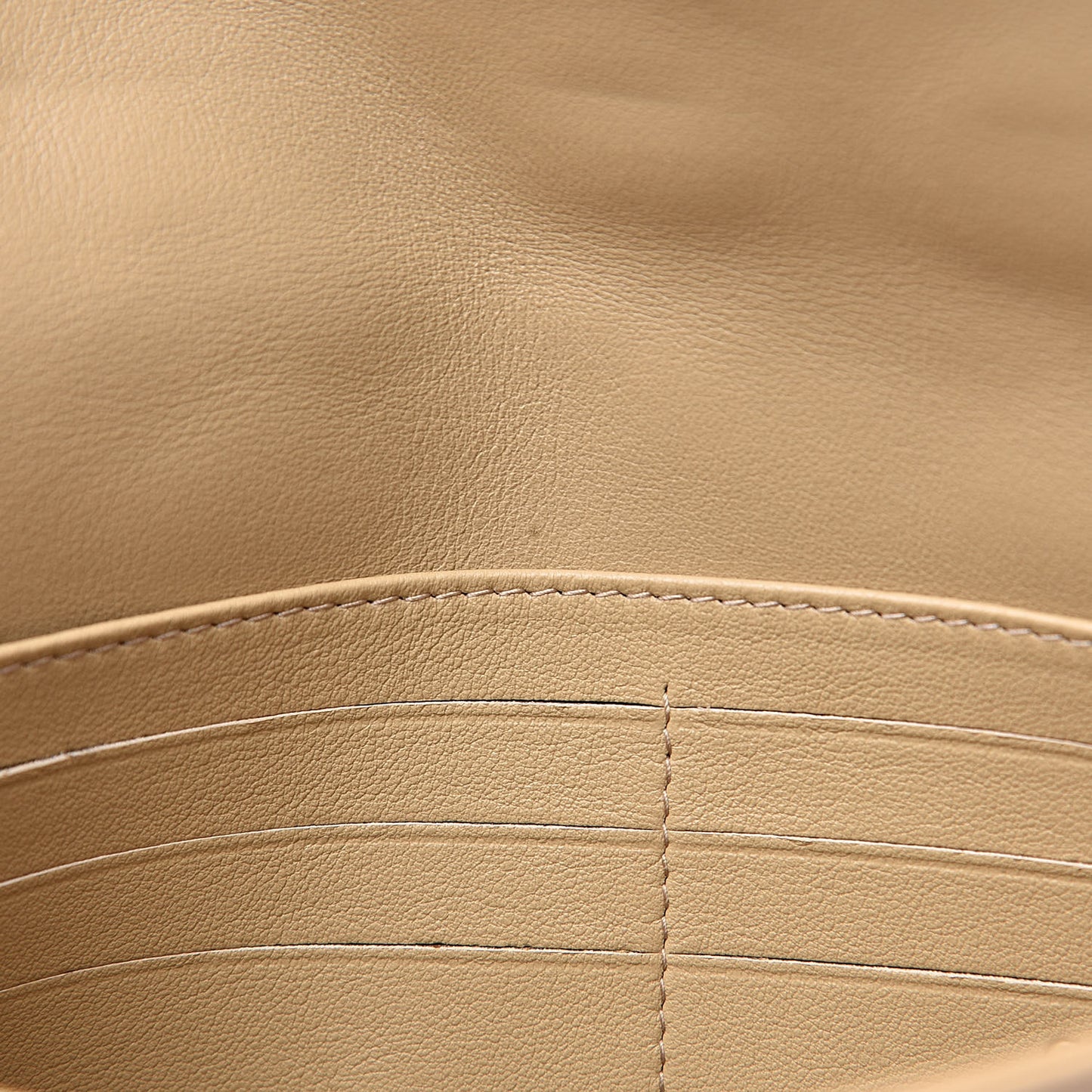 Patent Cannage New Lock Pouch Beige