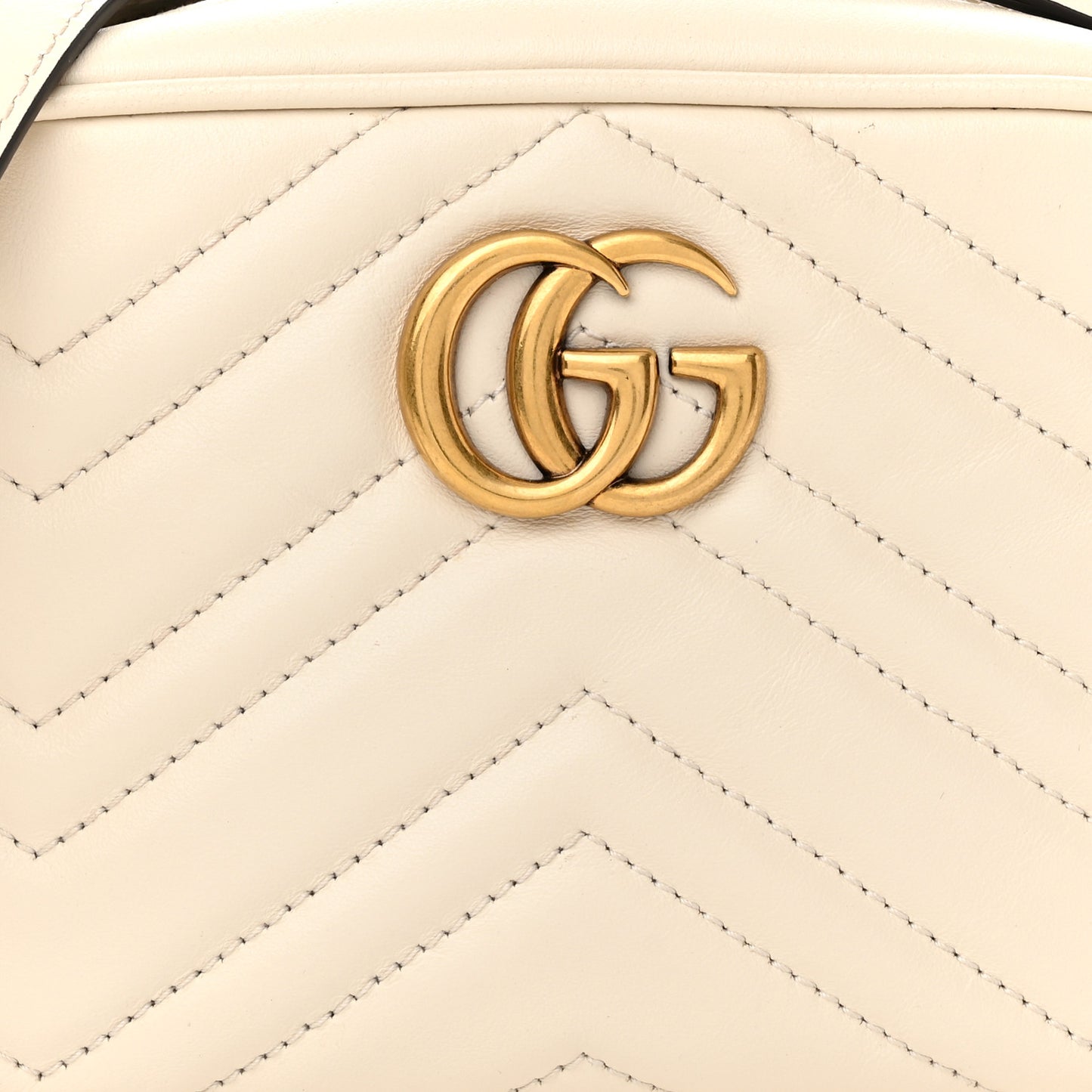 Calfskin Matelasse Mini GG Marmont Chain Shoulder Bag White