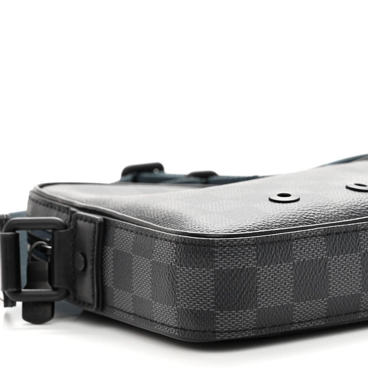Louis Vuitton Damier Graphite Alpha Messenger Bag 8 of 9