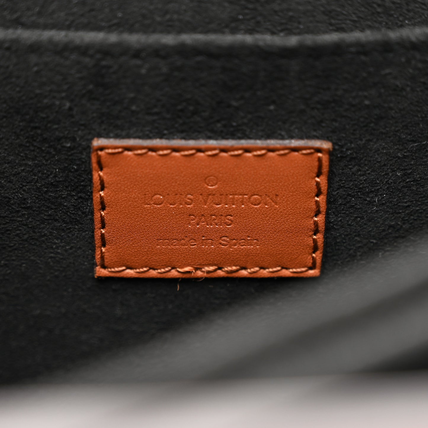 Reverse Monogram Dauphine MM