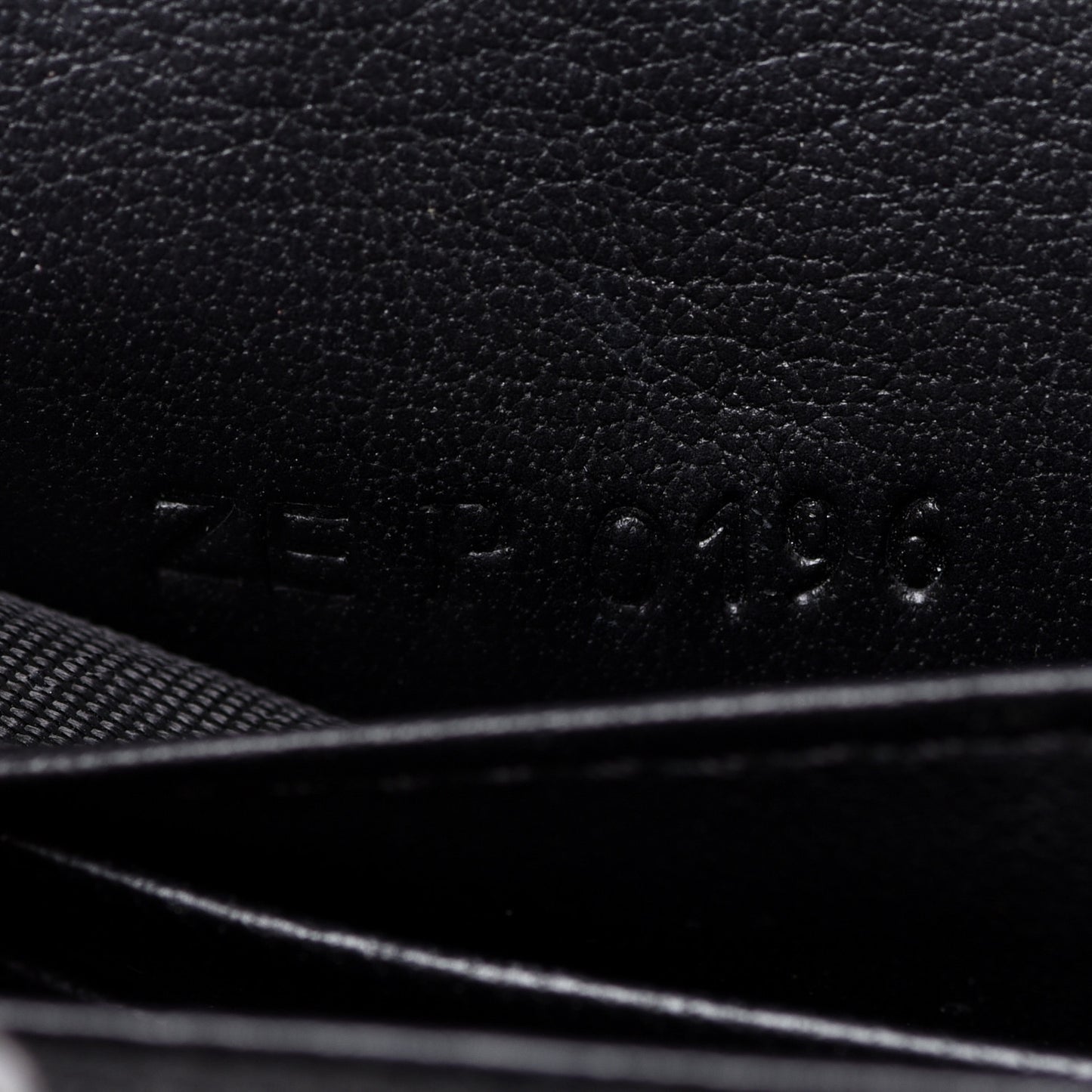 Smooth Calfskin Horizon Continental Wallet Black