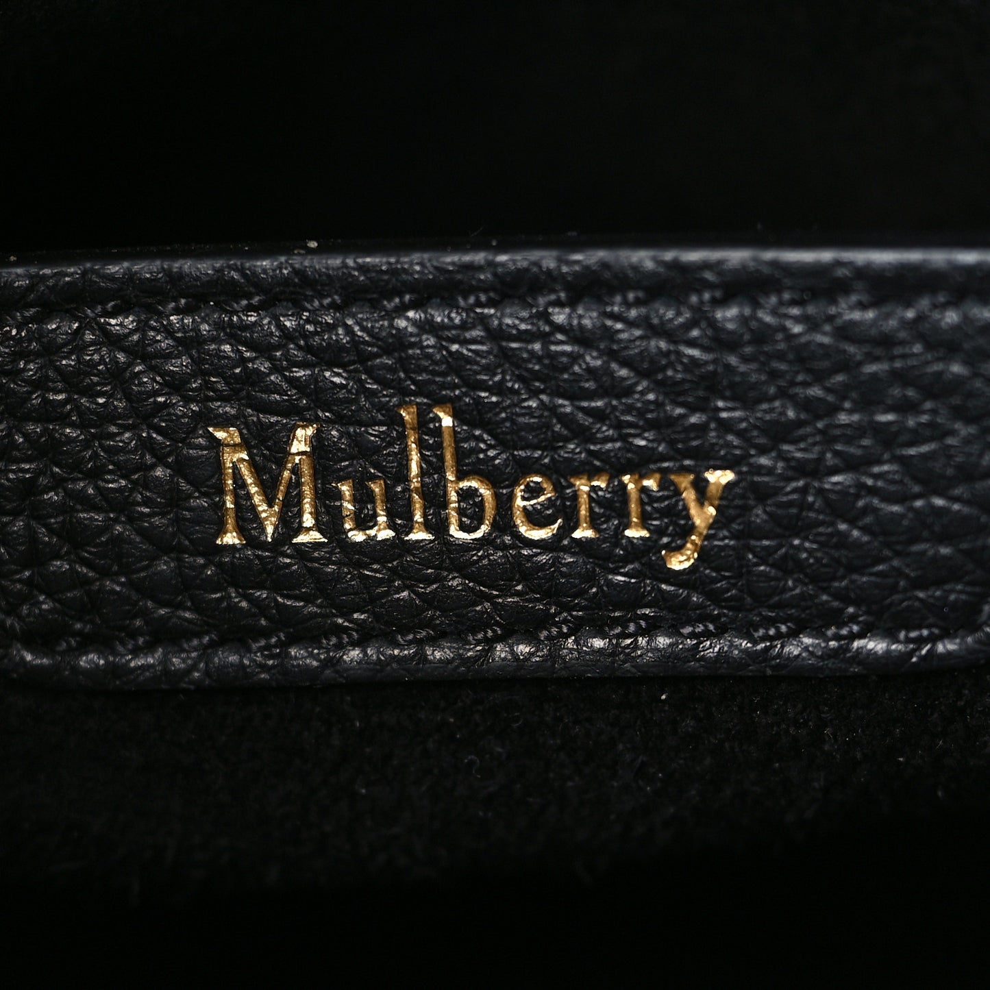 Small Classic Grain Mini Zipped Bayswater Black