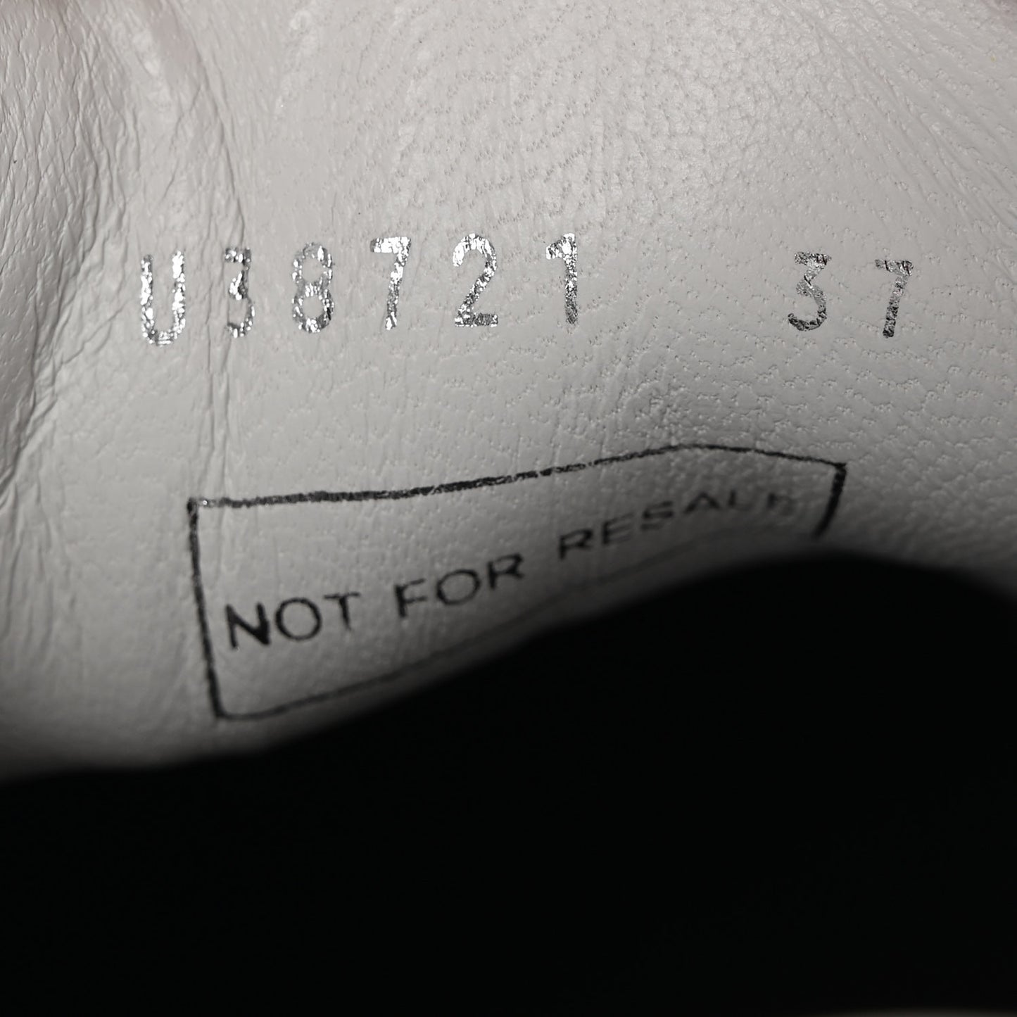 Calfskin CC Womens Sneakers 37 Black