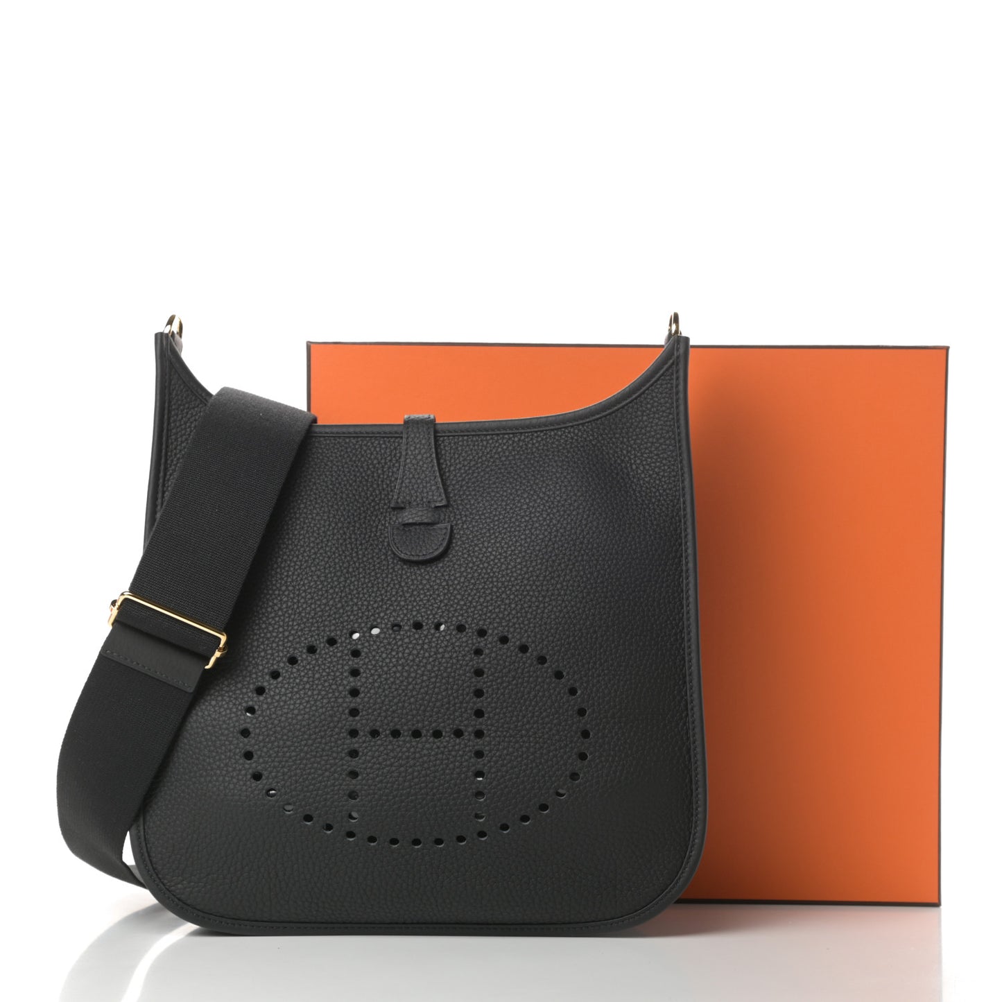 Taurillon Clemence Evelyne III PM Black