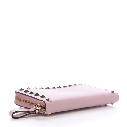 Valentino Garavani Calfskin Rockstud Zip Around Wallet Cipria 4 of 8