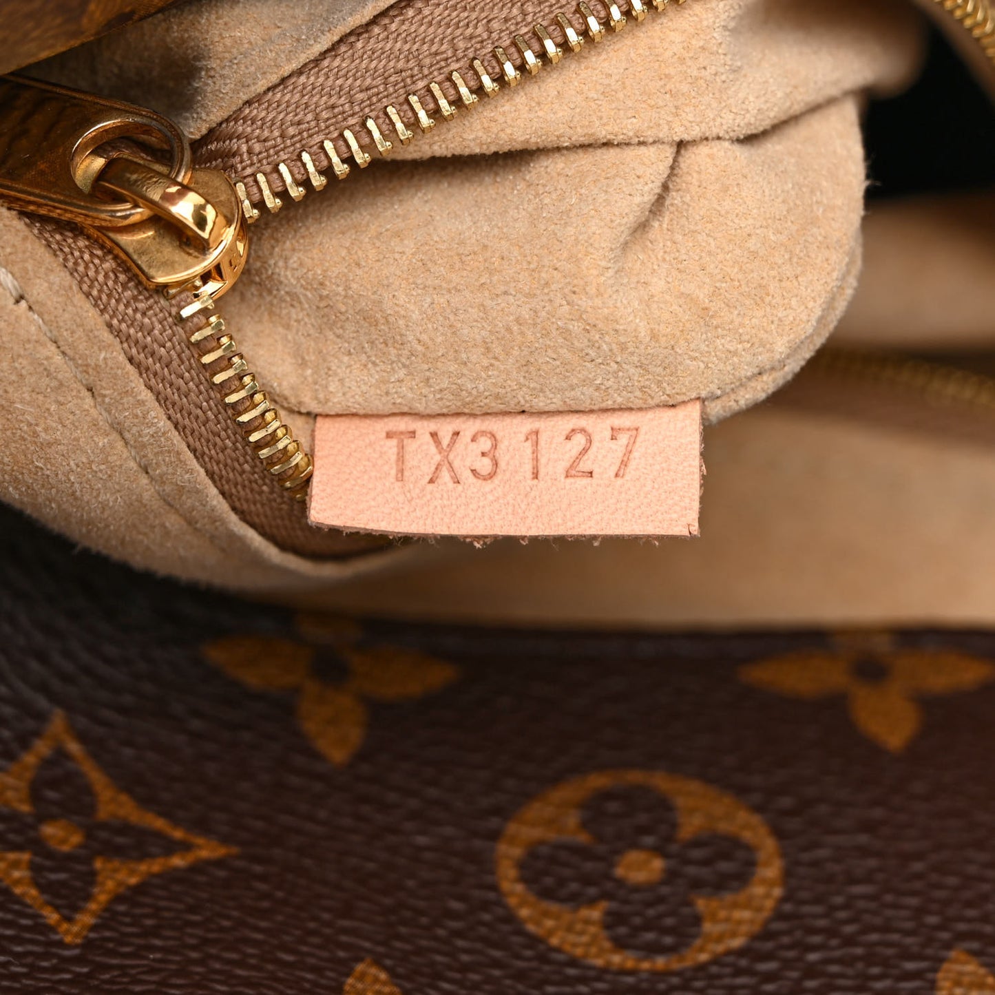 Monogram Artsy MM