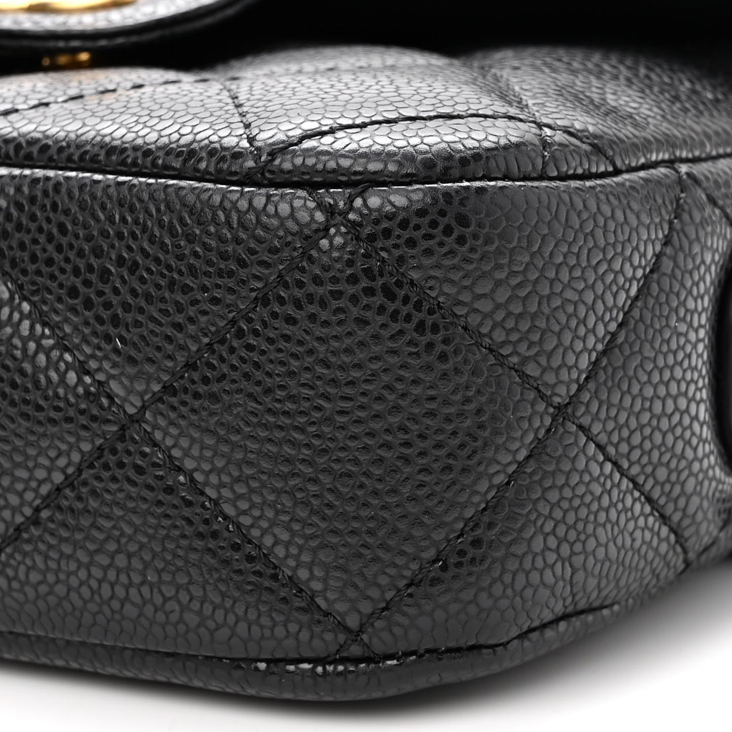 Caviar Quilted Mini Chain Flap Black