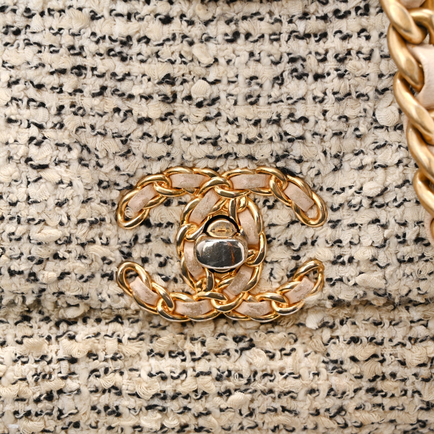 Chanel Tweed Quilted Medium Chanel 19 Flap Ecru Black 13 of 15