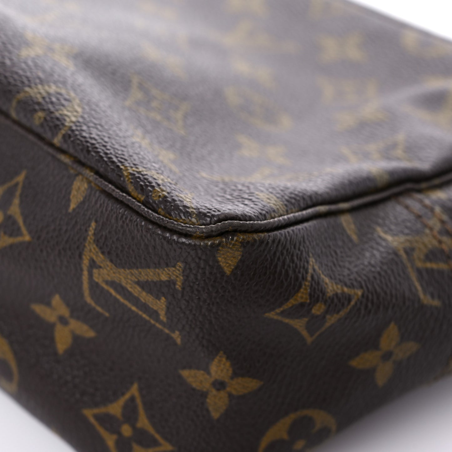 Monogram Trousse Toilette 28