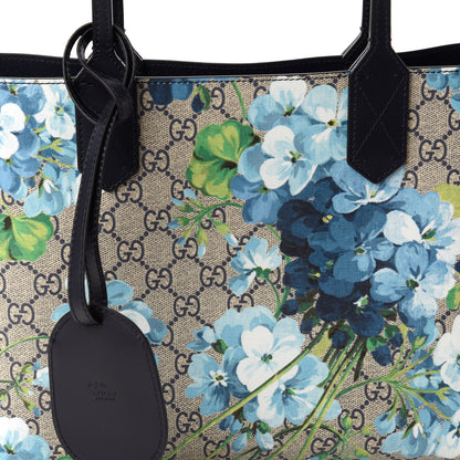 Gucci GG Supreme Monogram Blooms Small Reversible Tote Beige Blue Navy 9 of 16