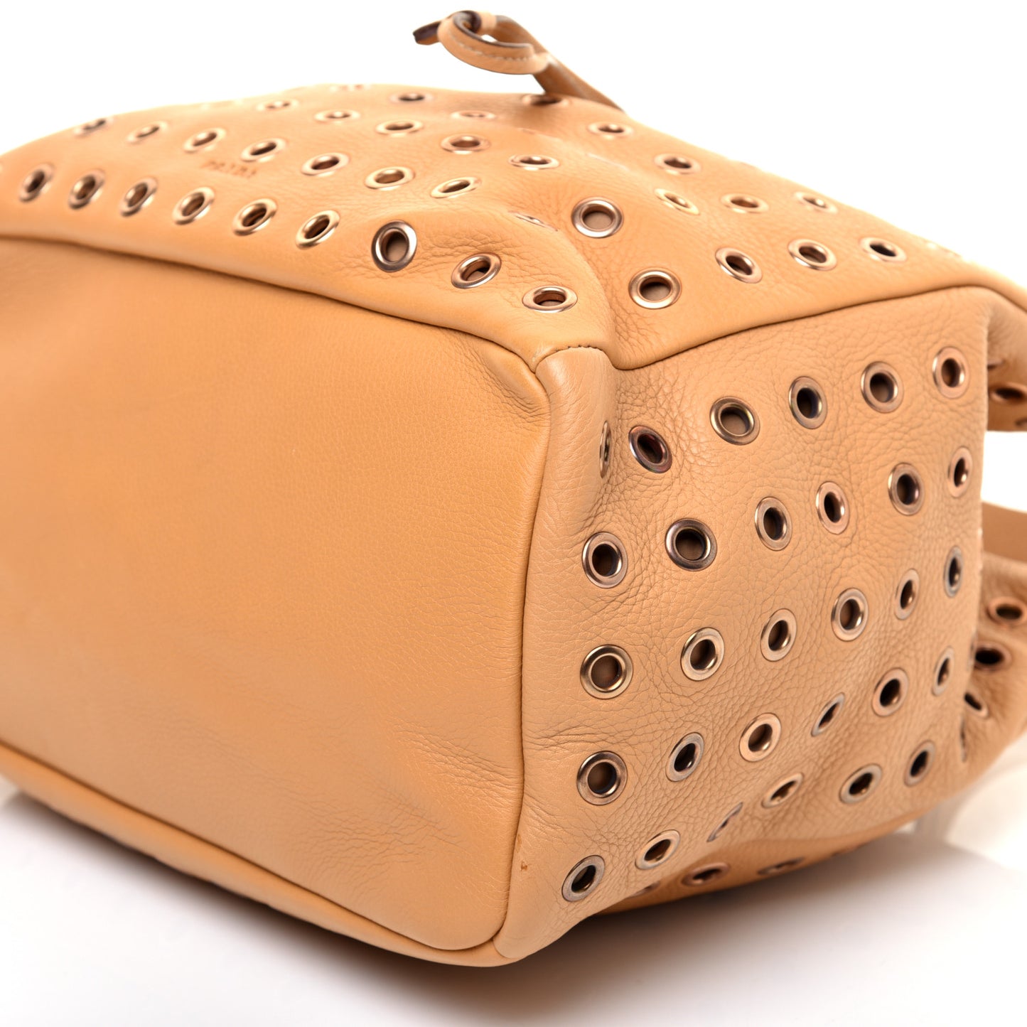 Daino Borchie Grommet Bucket Bag Miele