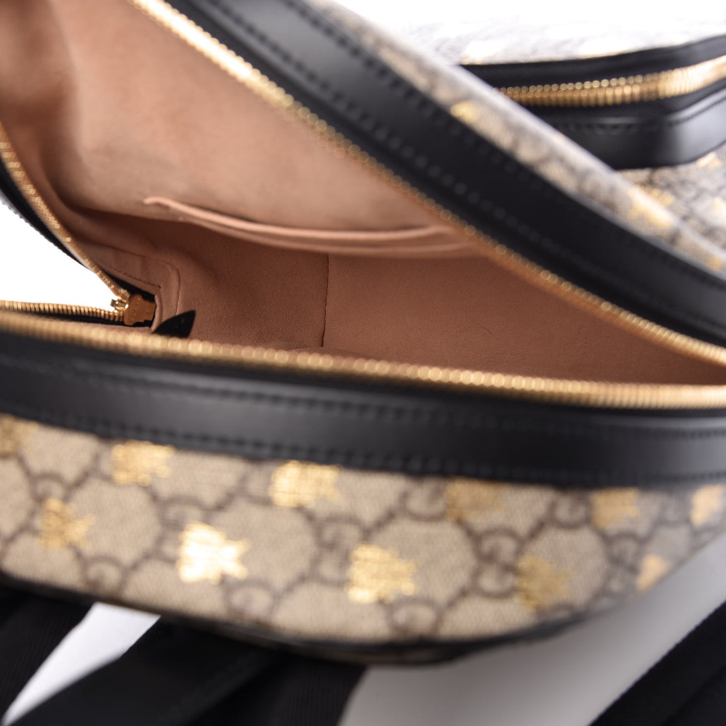 GG Supreme Monogram Bees Print Small Day Backpack Beige Oro Black