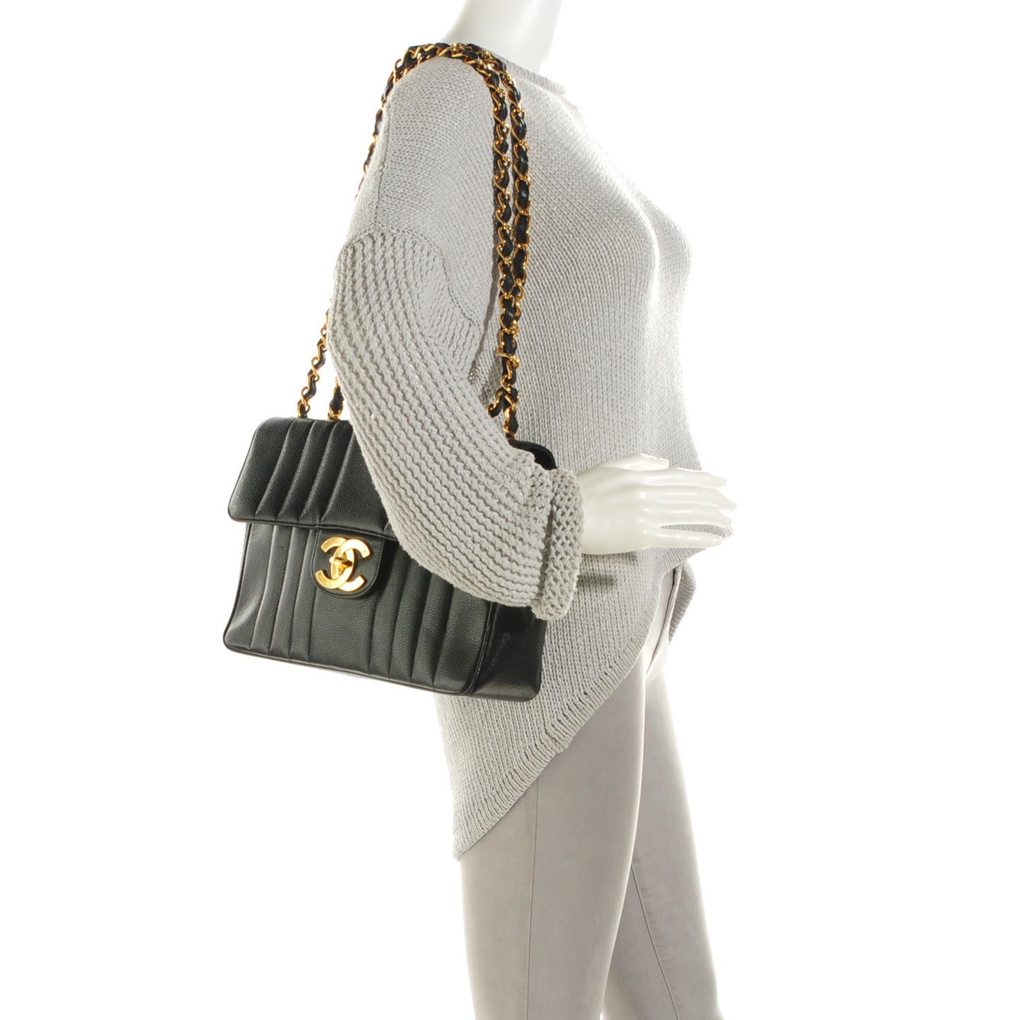 Caviar Vertical Quilted Jumbo Flap Black