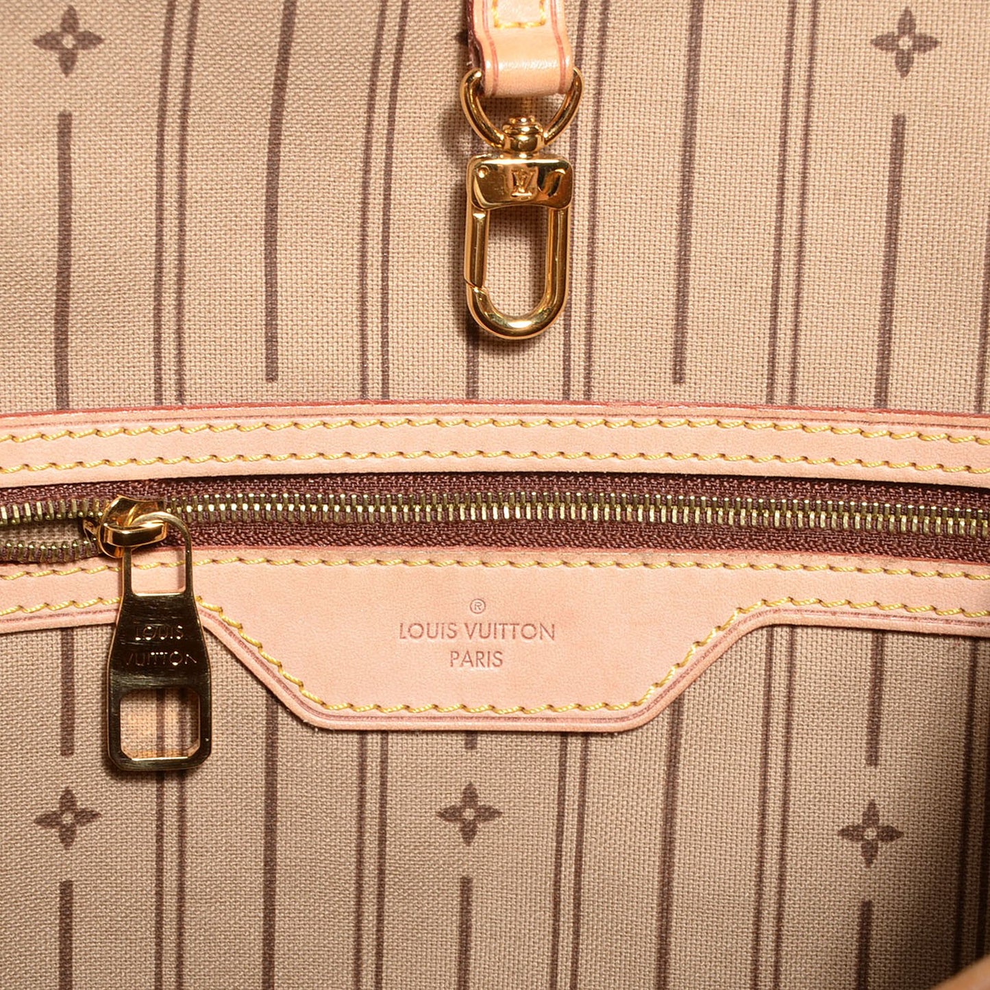 Monogram Delightful GM