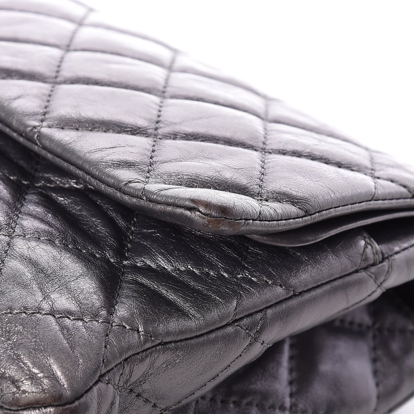 Metallic Aged Calfskin Quilted 2.55 Reissue 227 Flap Dark Silver