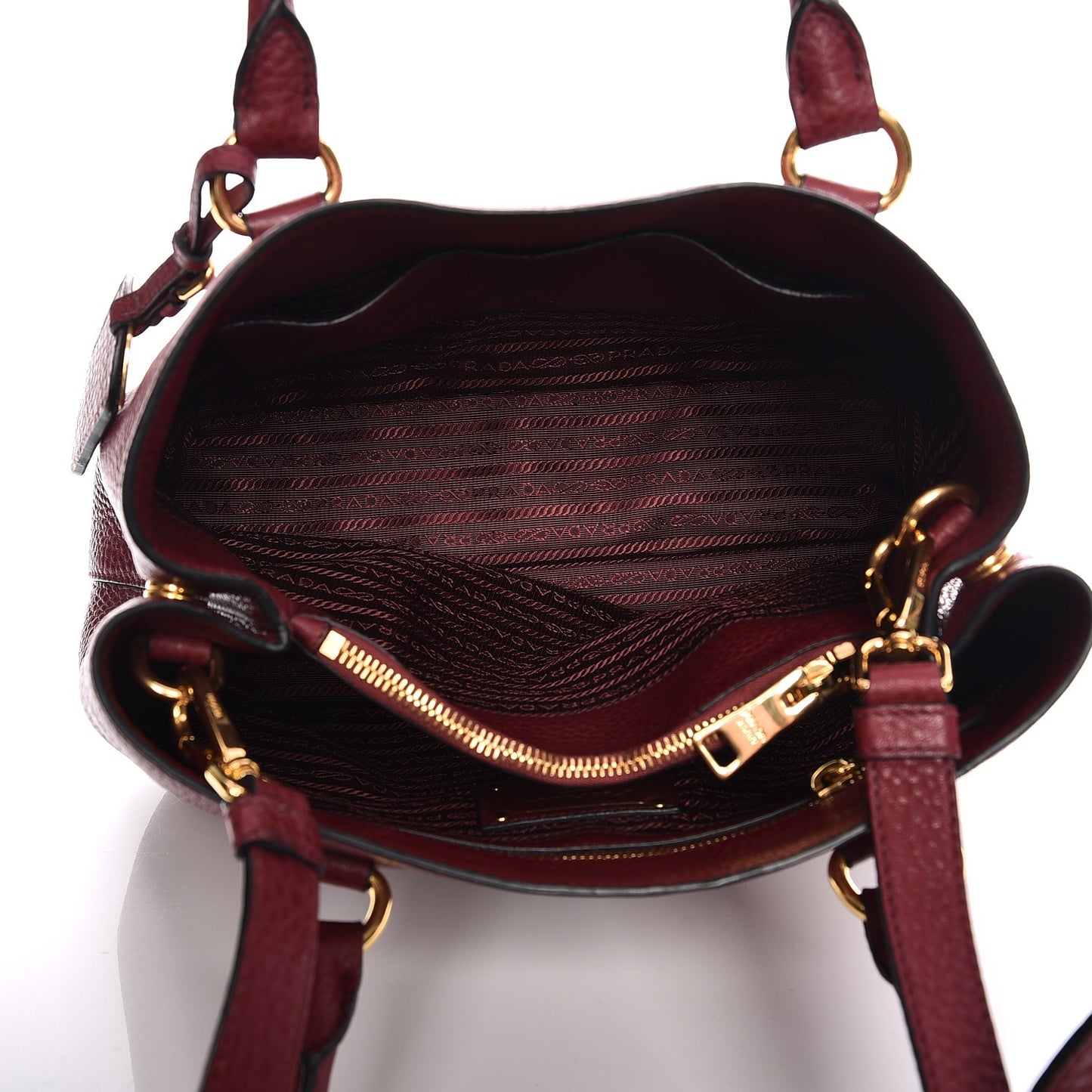 Vitello Daino Tote Cherry