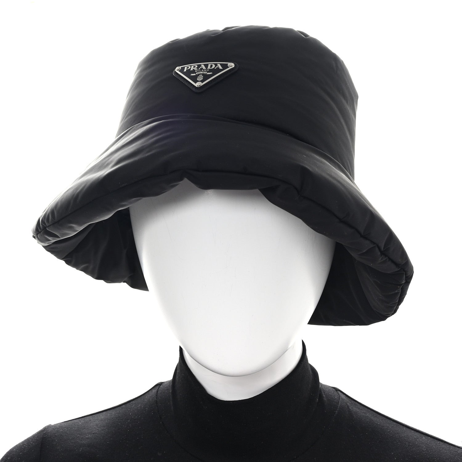 １日お値下げ　PRADA ブラック帽 Prada Re-Nylon Metal Triangle Logo Padded Bucket Hat M Black