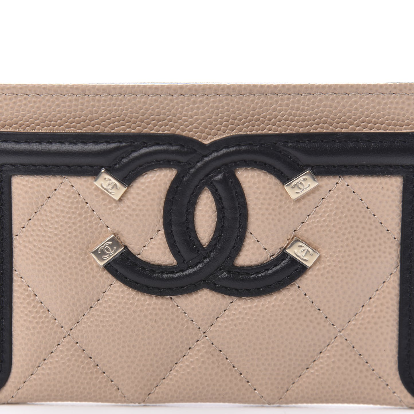Caviar Quilted Filigree Card Holder Beige Black